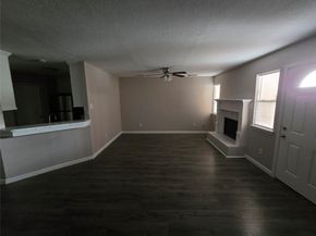 50 Evanston Street 5, Houston TX 77015
