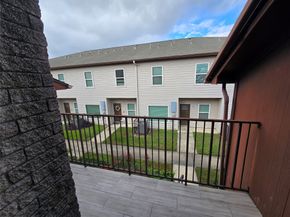 50 Evanston Street 5, Houston TX 77015