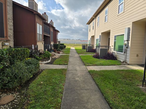 50 Evanston Street 5, Houston TX 77015
