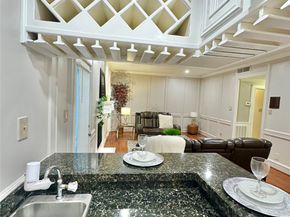 2514 Nantucket Drive C, Houston TX 77057