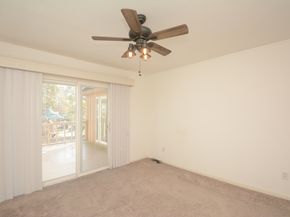 425 E Fair Harbor Lane, Houston TX 77079