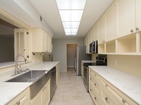 425 E Fair Harbor Lane, Houston TX 77079