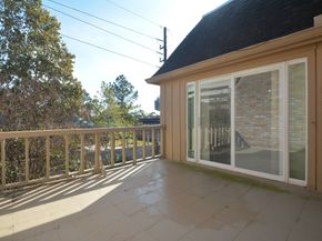 425 E Fair Harbor Lane, Houston TX 77079