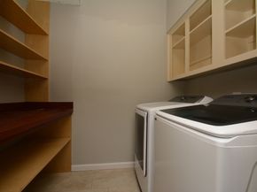 425 E Fair Harbor Lane, Houston TX 77079