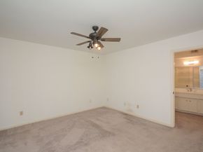 425 E Fair Harbor Lane, Houston TX 77079