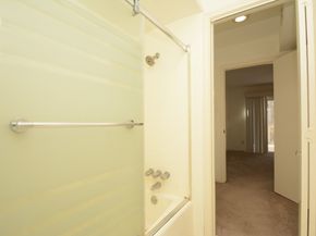 425 E Fair Harbor Lane, Houston TX 77079