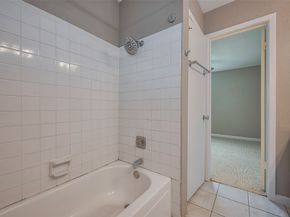 6111 Beverly Hill Street 29, Houston TX 77057