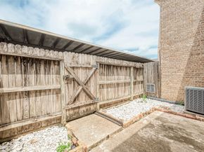 6111 Beverly Hill Street 29, Houston TX 77057