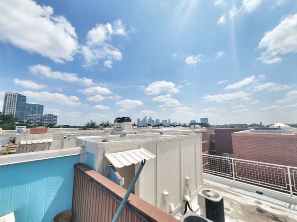 4004 Montrose Boulevard 17D, Houston TX 77006