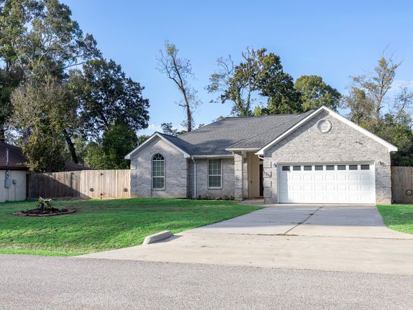3302 Royal Oaks Drive, Spring TX 77380