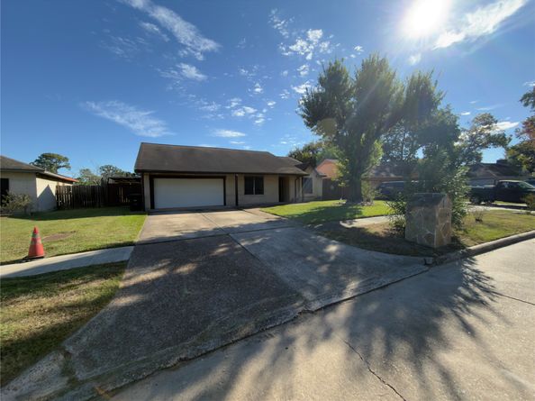 15134 Kaler Road, Houston TX 77060