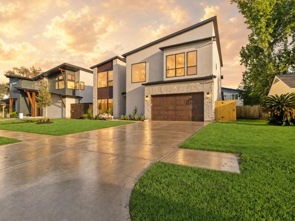7119 Housman Street, Houston TX 77055
