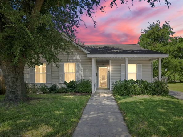 1715 Brewster Street, Houston TX 77020