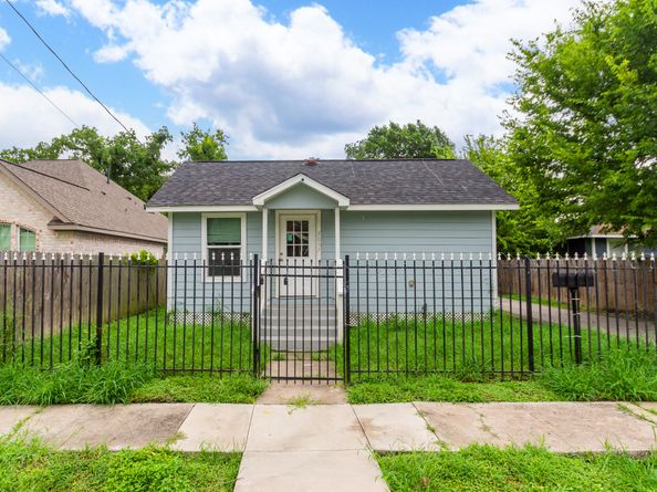 3007 Tuam Street, Houston TX 77004