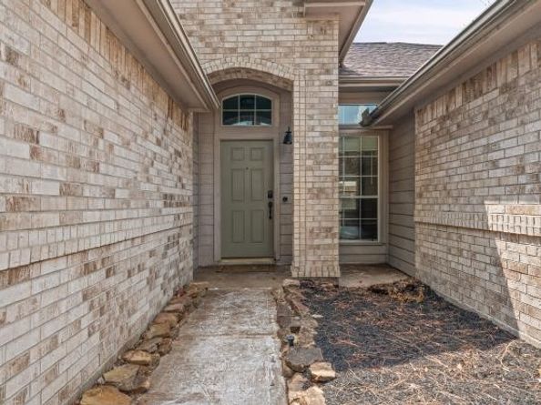 13438 Yaupon Holly Lane, Houston TX 77044