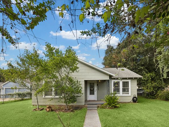 302 Damon Street, Richmond TX 77406
