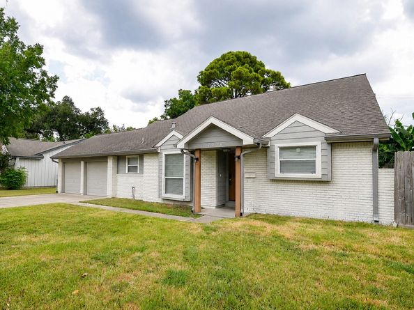 7238 Neff Street, Houston TX 77074