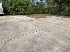 1402 East Avenue, Katy TX 77493