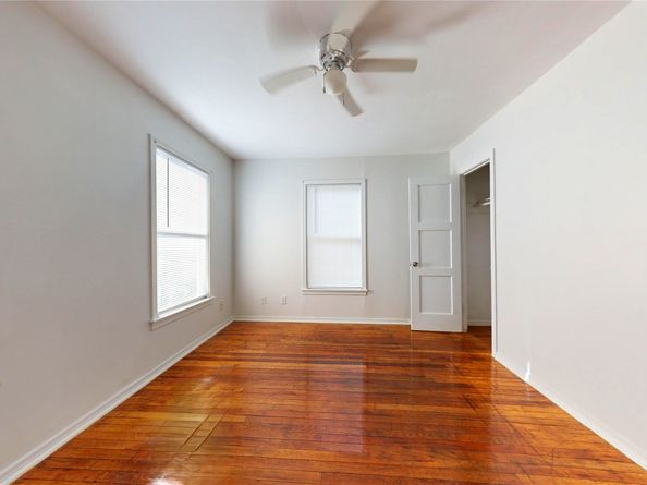130 Zoe Street, Houston TX 77020