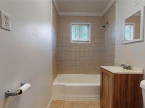 130 Zoe Street, Houston TX 77020