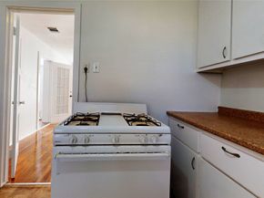 130 Zoe Street, Houston TX 77020