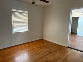7160 Evans Street, Houston TX 77061
