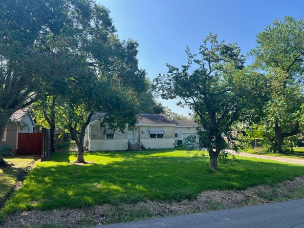 7160 Evans Street, Houston TX 77061