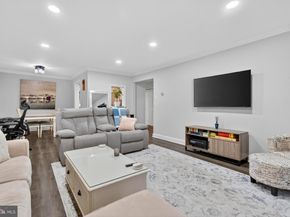 159 Drummers Lane 159, Wayne PA 19087