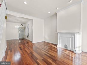 1521 W Shunk Street, Philadelphia PA 19145