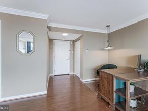 1515 S Arlington Ridge Road 504, Arlington VA 22202