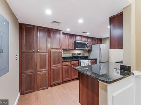 1515 S Arlington Ridge Road 504, Arlington VA 22202