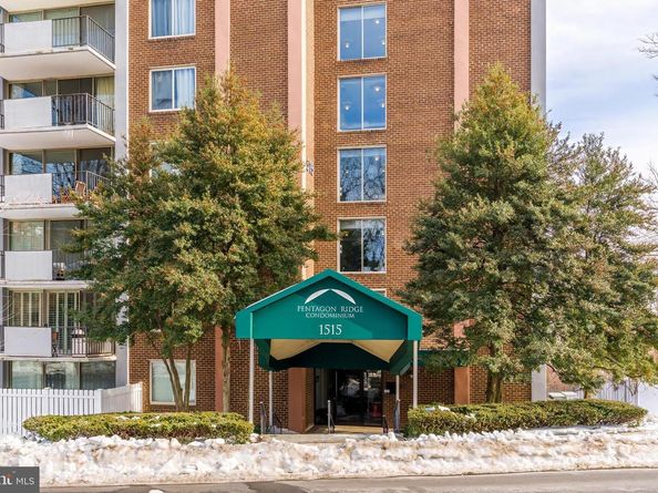 1515 S Arlington Ridge Road 504, Arlington VA 22202