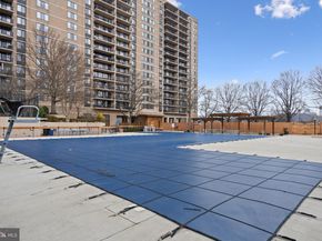 5500 Holmes Run Parkway 703, Alexandria VA 22304