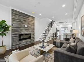 1327 S Hollywood Street, Philadelphia PA 19146