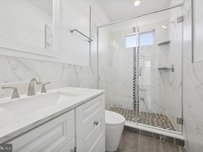 1327 S Hollywood Street, Philadelphia PA 19146