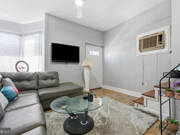 46 S Maple Avenue, Lansdowne PA 19050