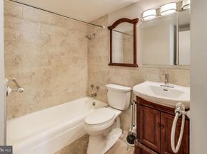 1435 4TH Street SW B609, Washington DC 20024