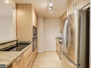 1435 4TH Street SW B609, Washington DC 20024