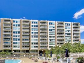 1435 4TH Street SW B609, Washington DC 20024