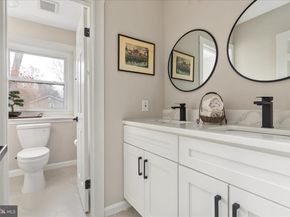 1002 Kerge Court SE, Vienna VA 22180