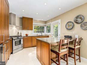 4225 50TH Street NW, Washington DC 20016