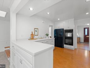 2904 Farm Road, Alexandria VA 22302