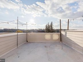 3828 Manor Street, Philadelphia PA 19128