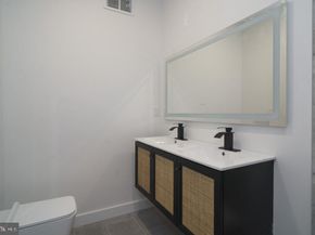 1919 N 5TH Street, Philadelphia PA 19122