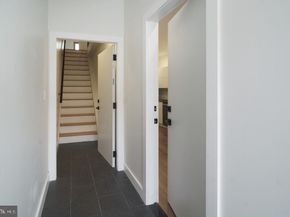 1919 N 5TH Street, Philadelphia PA 19122