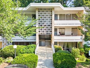 7541 Spring Lake Drive B1, Bethesda MD 20817