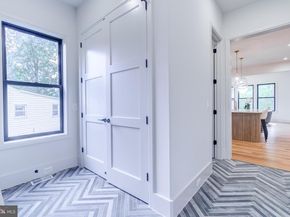 913 Symphony Circle SW, Vienna VA 22180