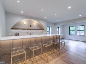 913 Symphony Circle SW, Vienna VA 22180