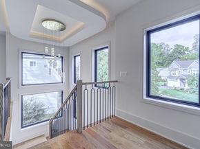 913 Symphony Circle SW, Vienna VA 22180