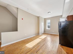 2439 N College Avenue, Philadelphia PA 19121